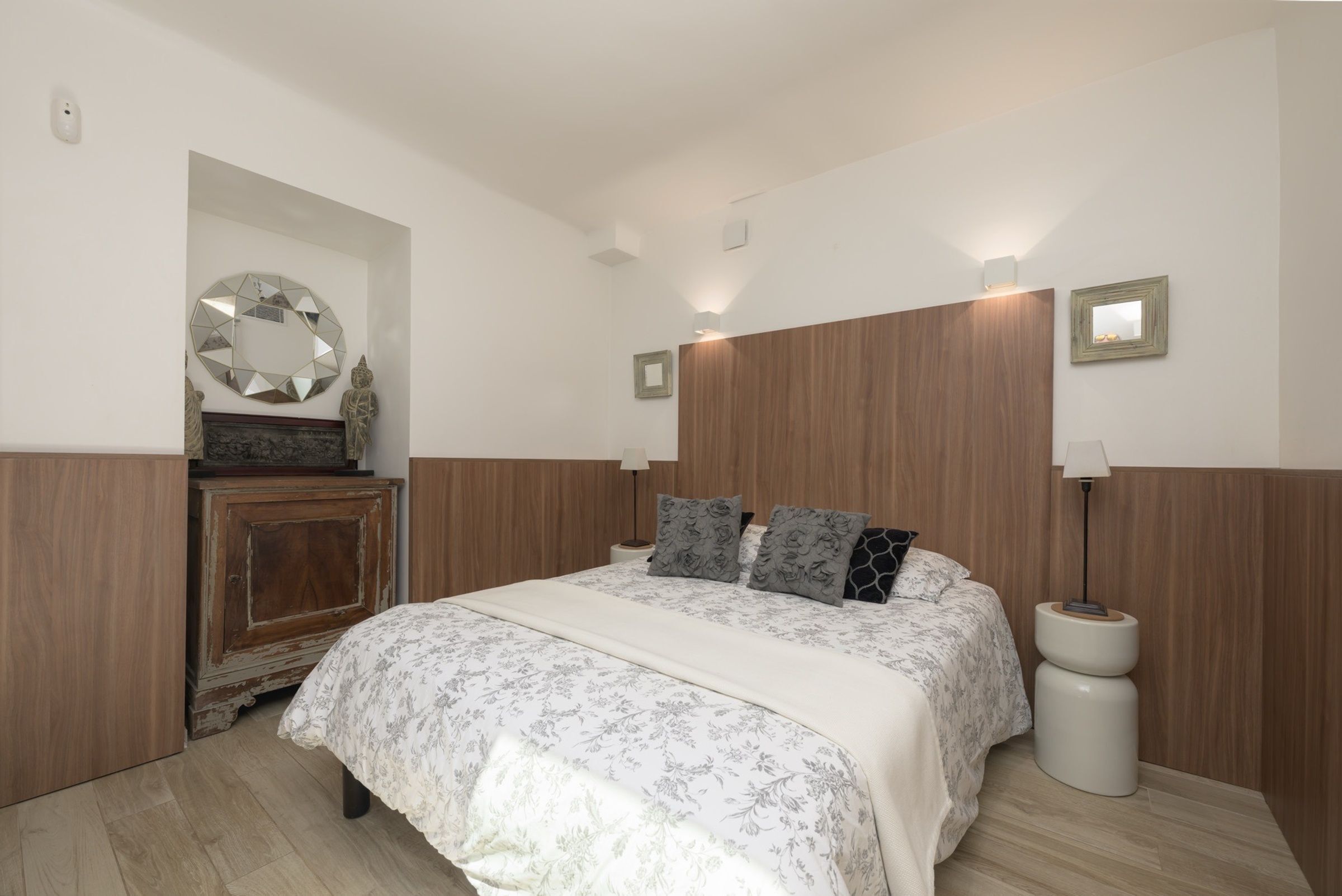 Chambre 5 - Appartement