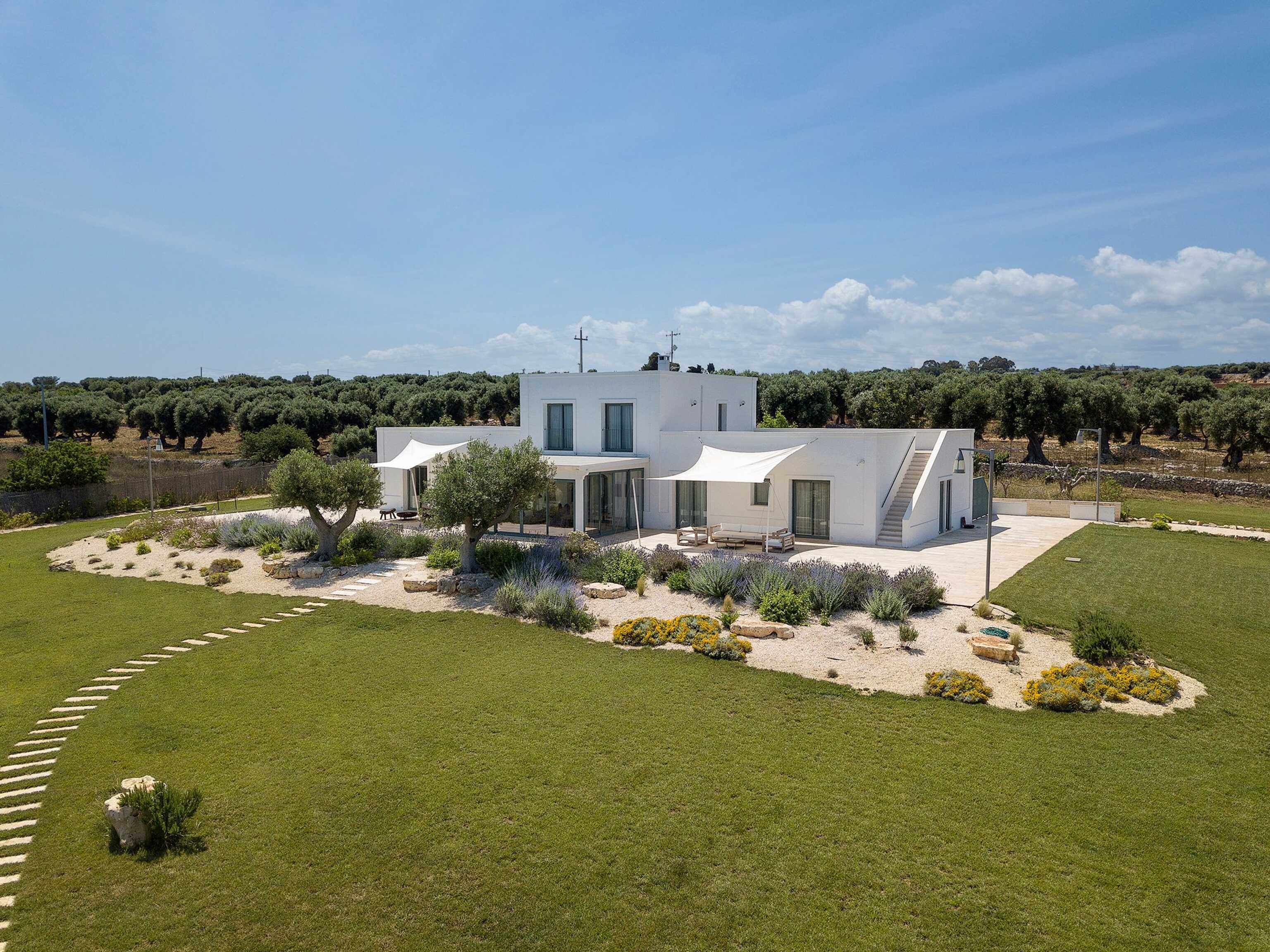 Villa Tayana