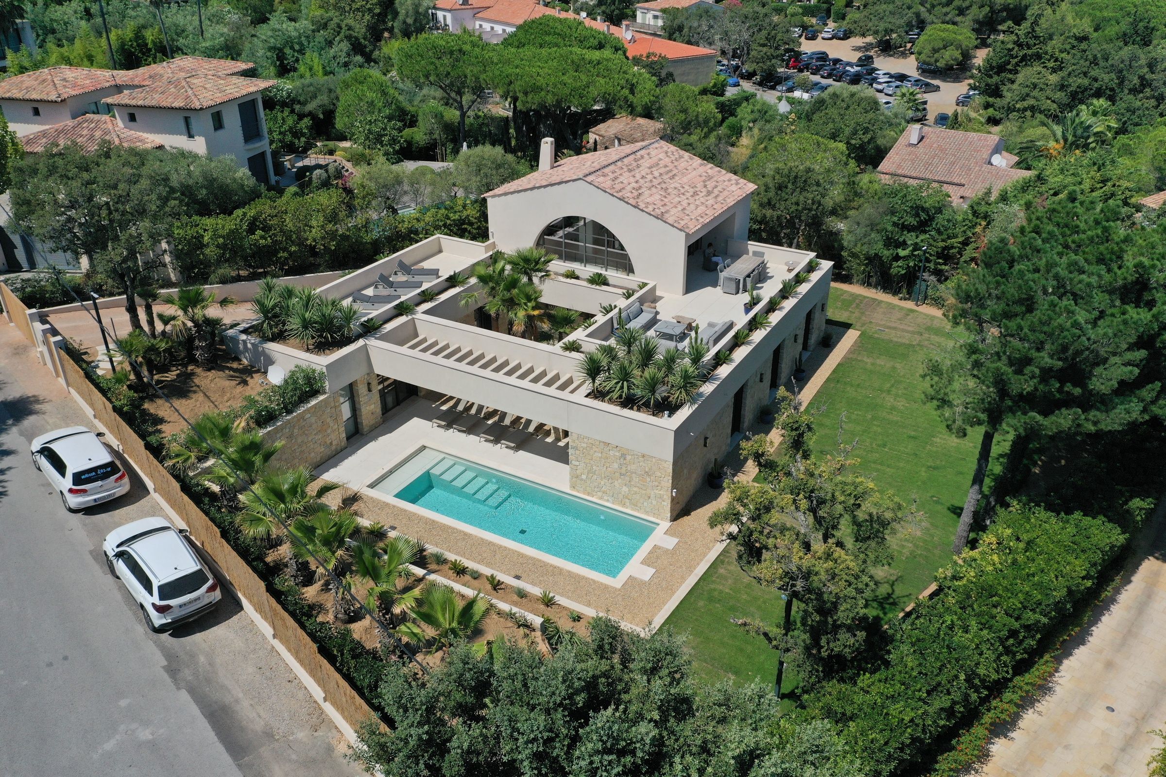 Villa Aries