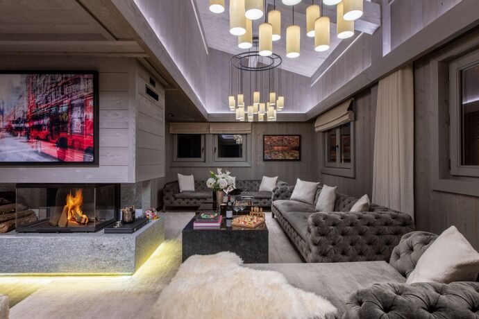 Chalet Crystal