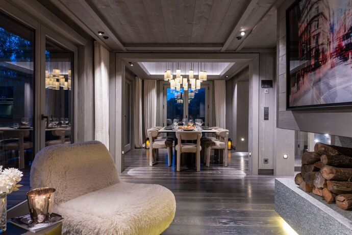 Chalet Crystal