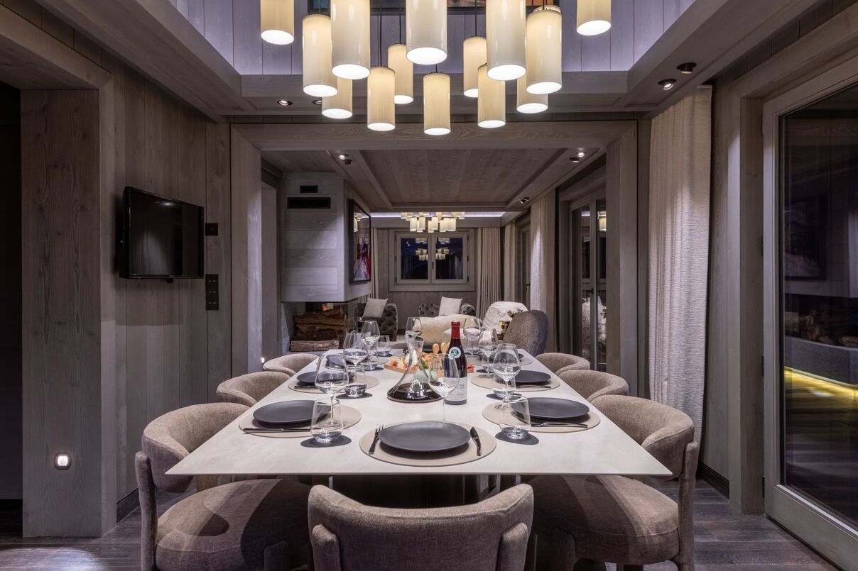 Chalet Crystal
