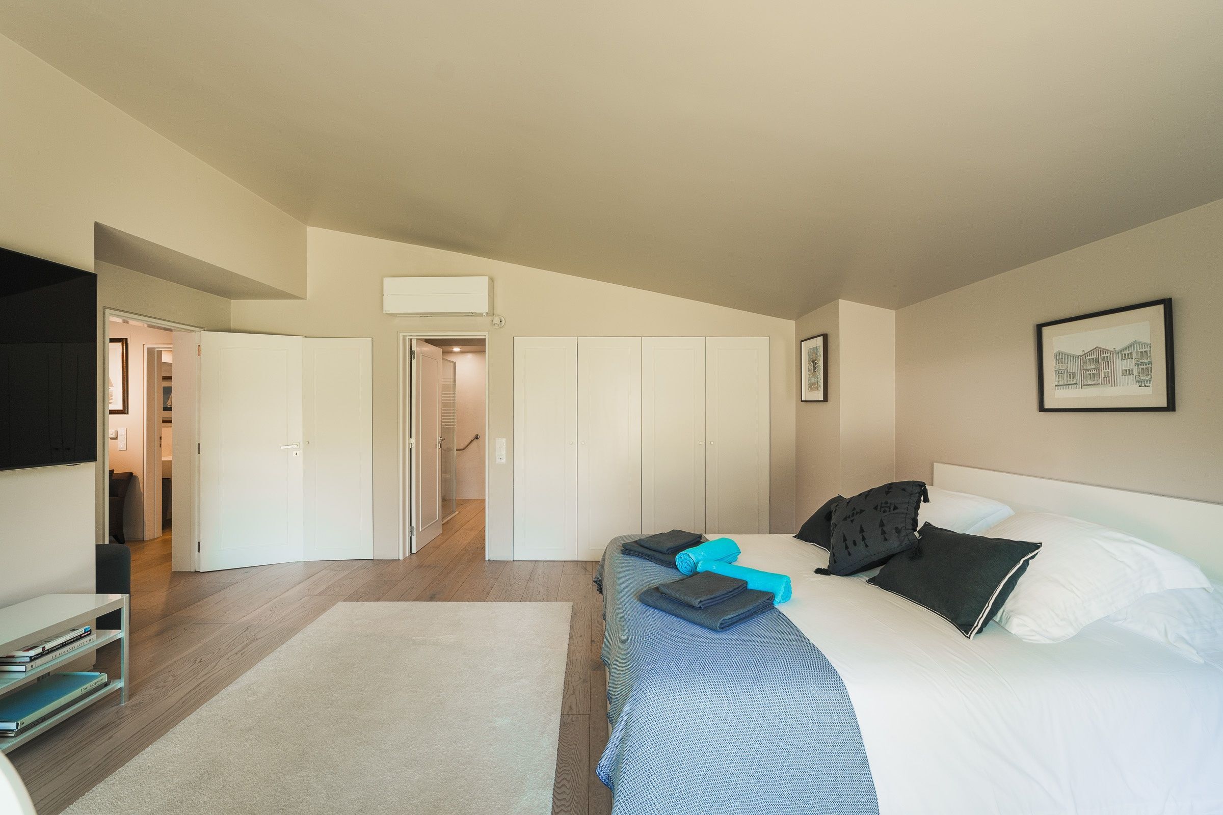Bedroom 4 - garden access