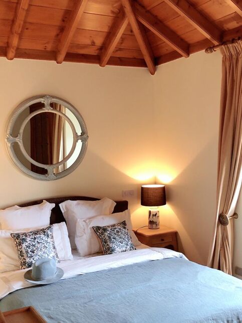 Villa Camelia & Monserrate