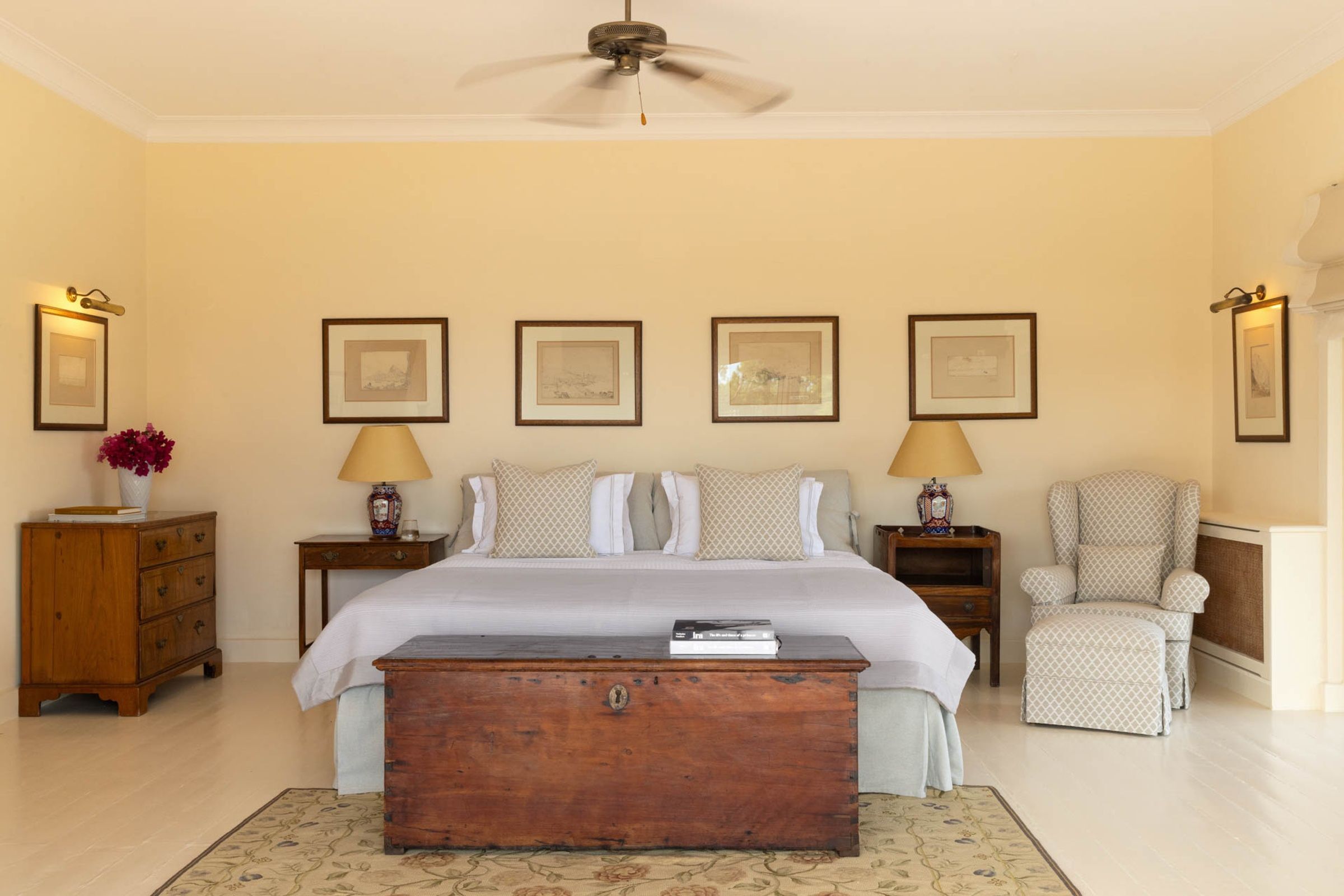 Main residence - Master Bedroom