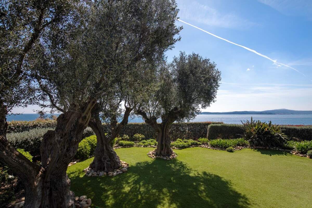 5720
