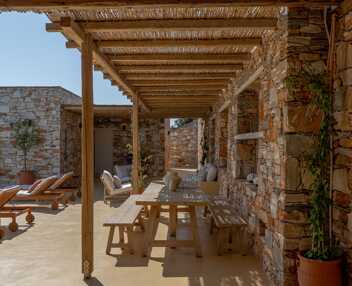 Villa Avlaki