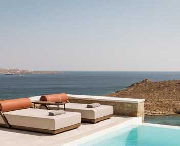Villa Charlize