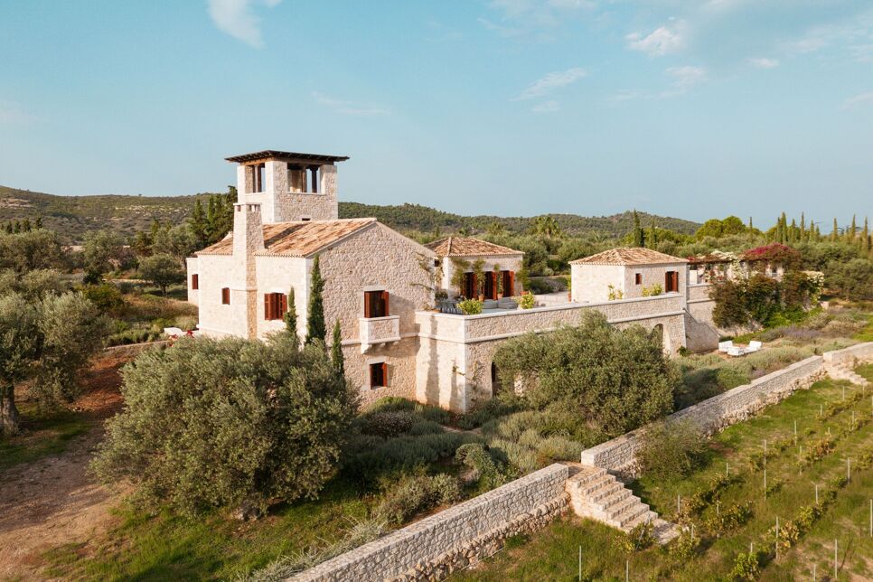 Villa Dwell
