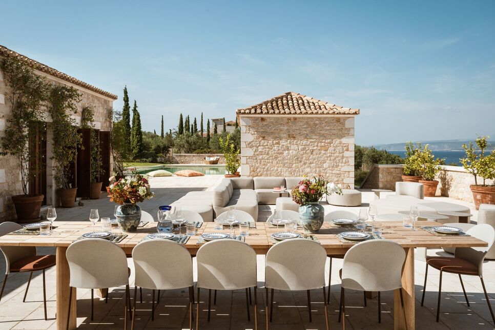 Villa Dwell