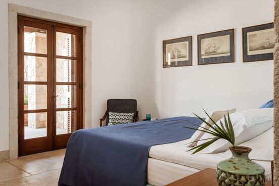 Villa Dwell