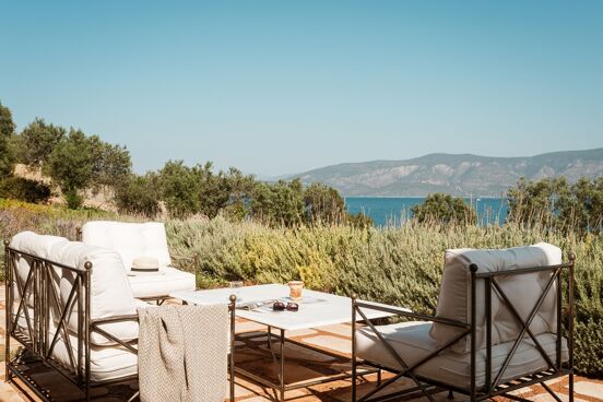 Villa Dwell
