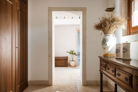 Villa Dwell
