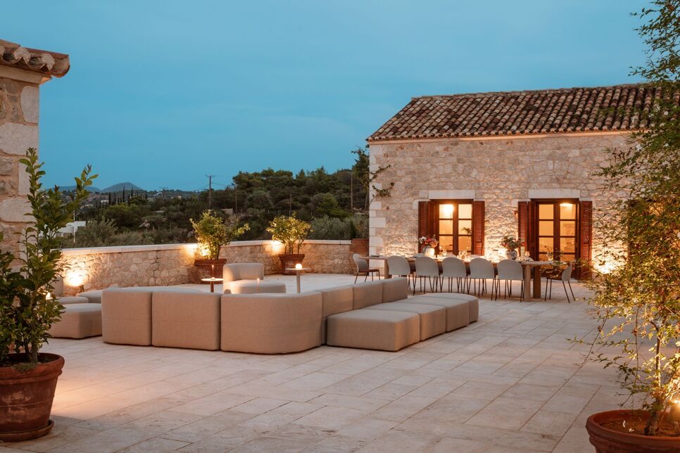 Villa Dwell