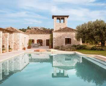 Villa Dwell