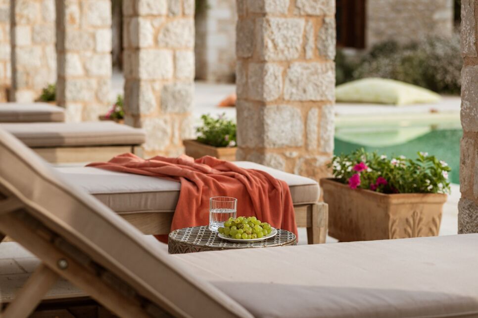 Villa Dwell