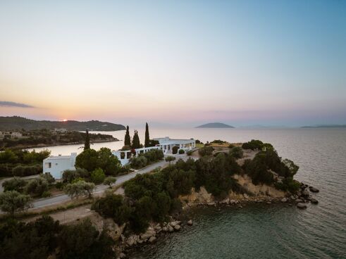 Villa Tatler