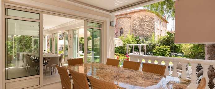 Villa Ellya