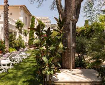 Villa Ellya