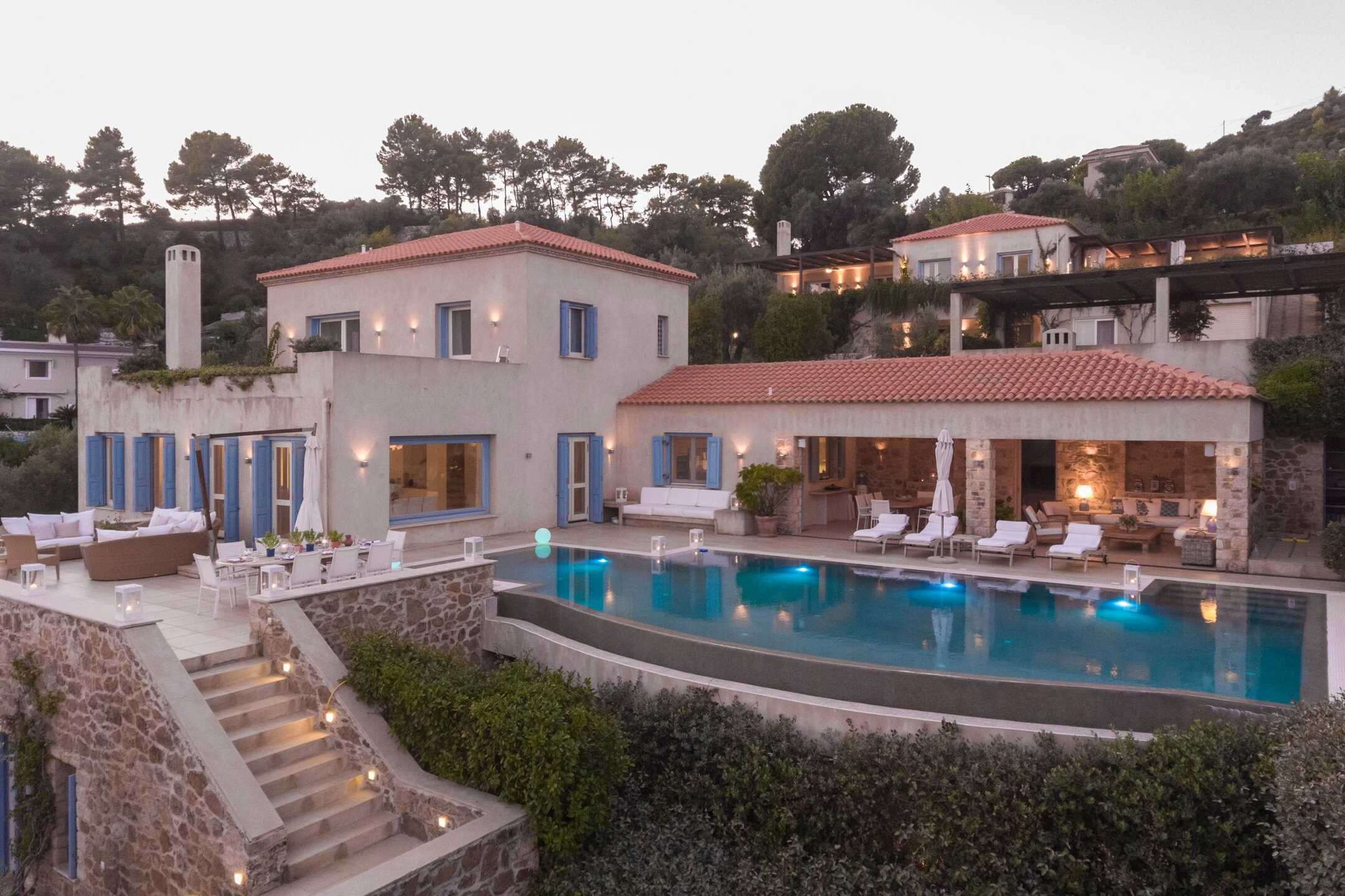 Villa Mercury I