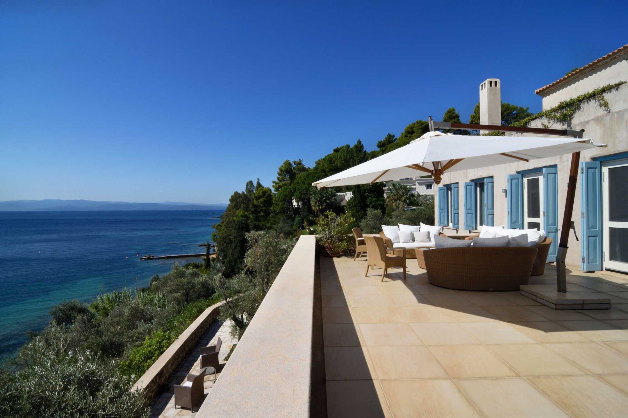 Villa Mercury I