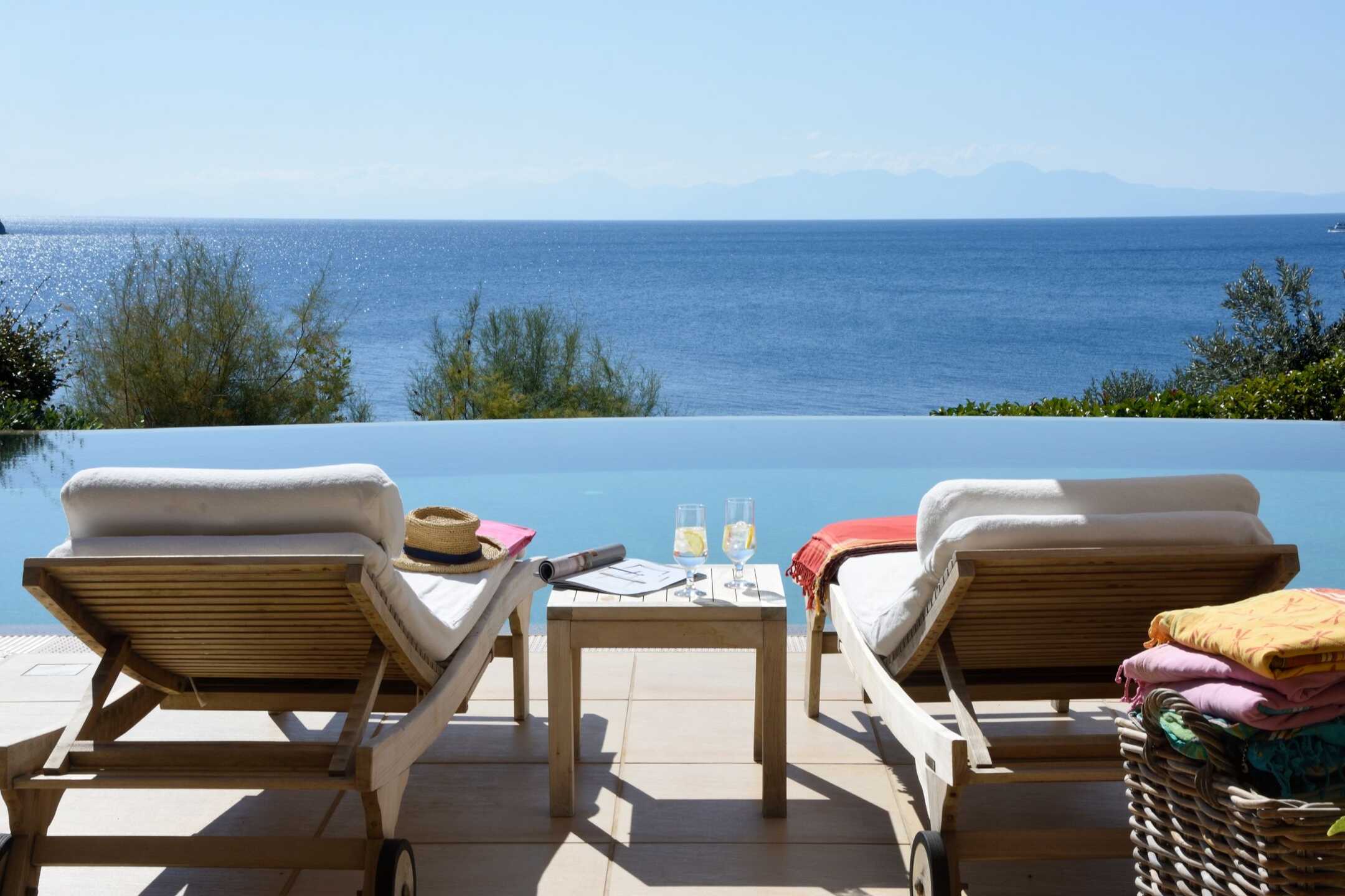 Villa Mercury I