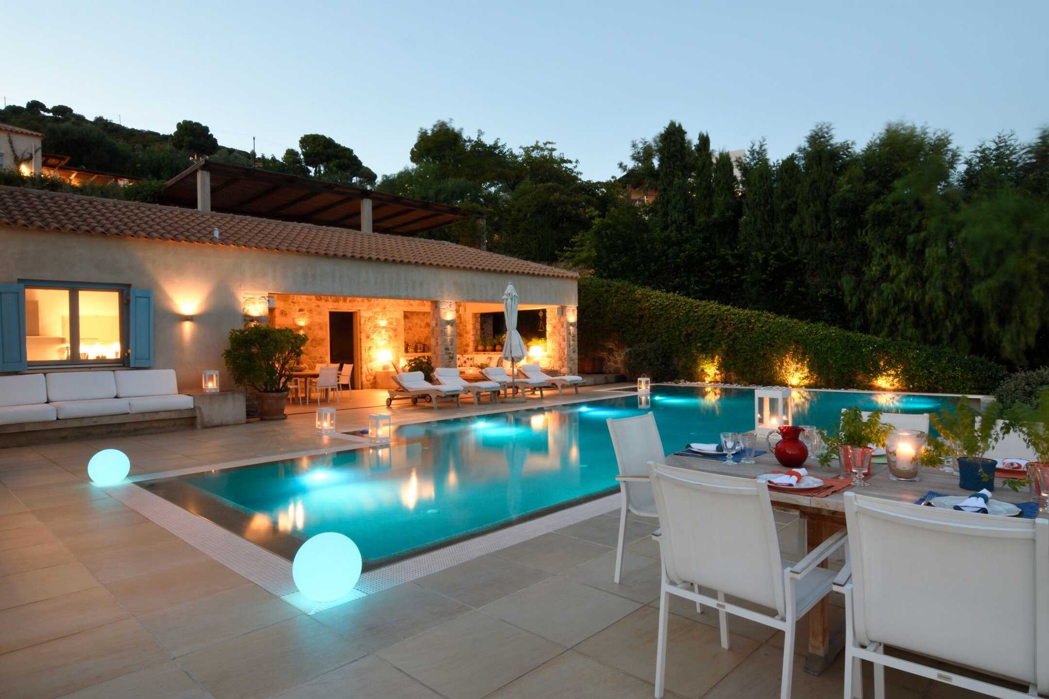 Villa Mercury I