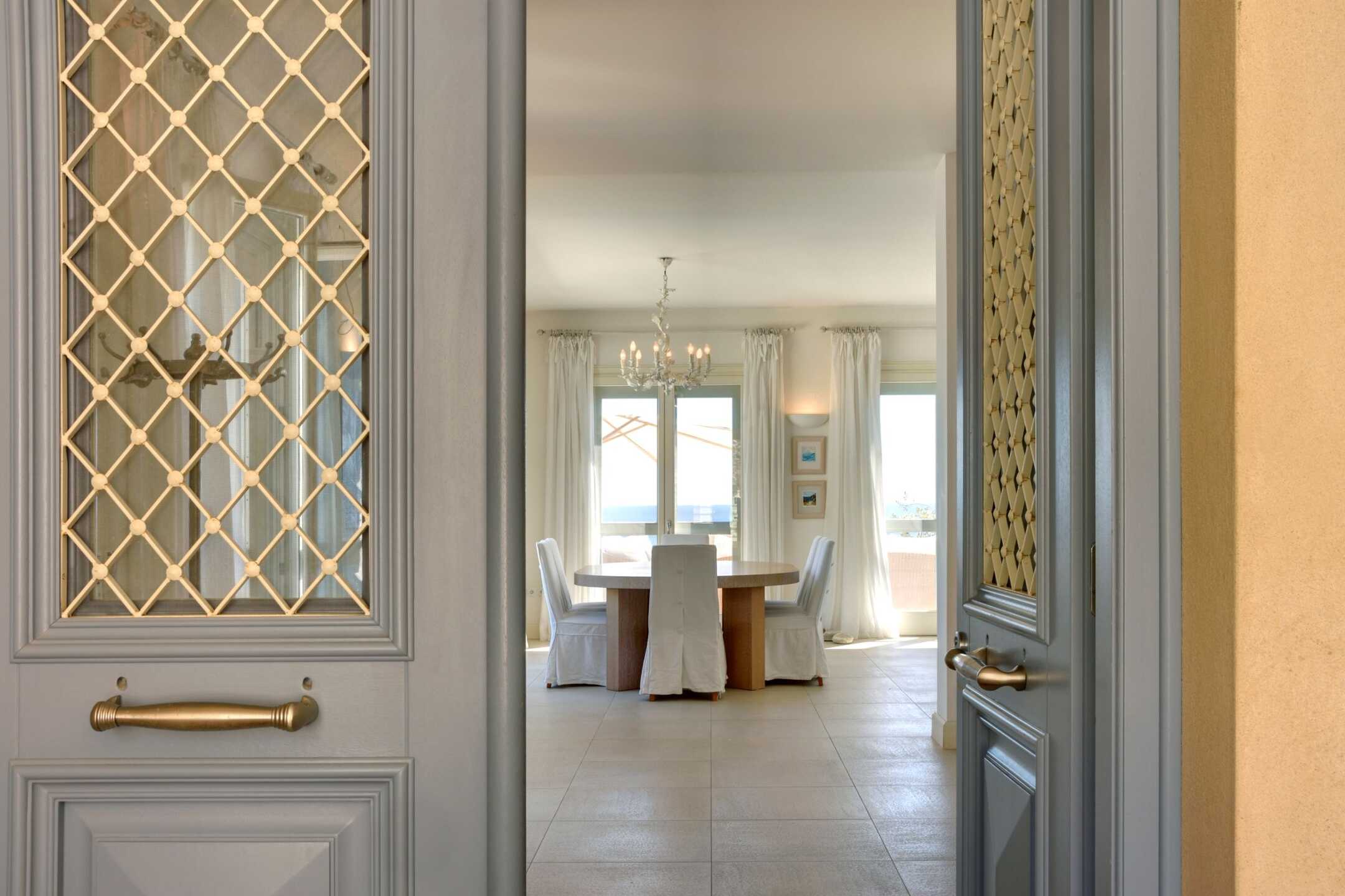 Villa Mercury I