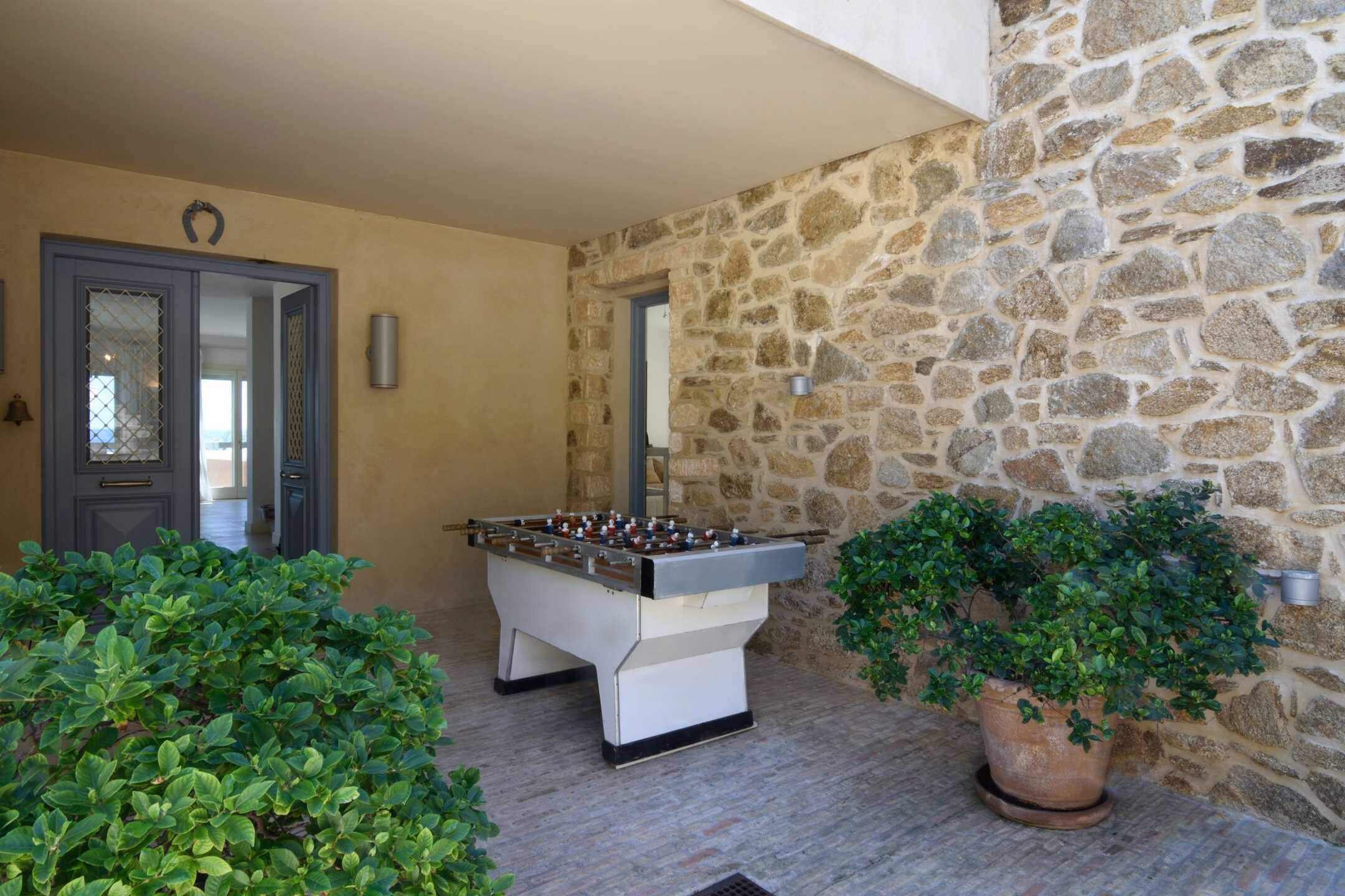 Villa Mercury I