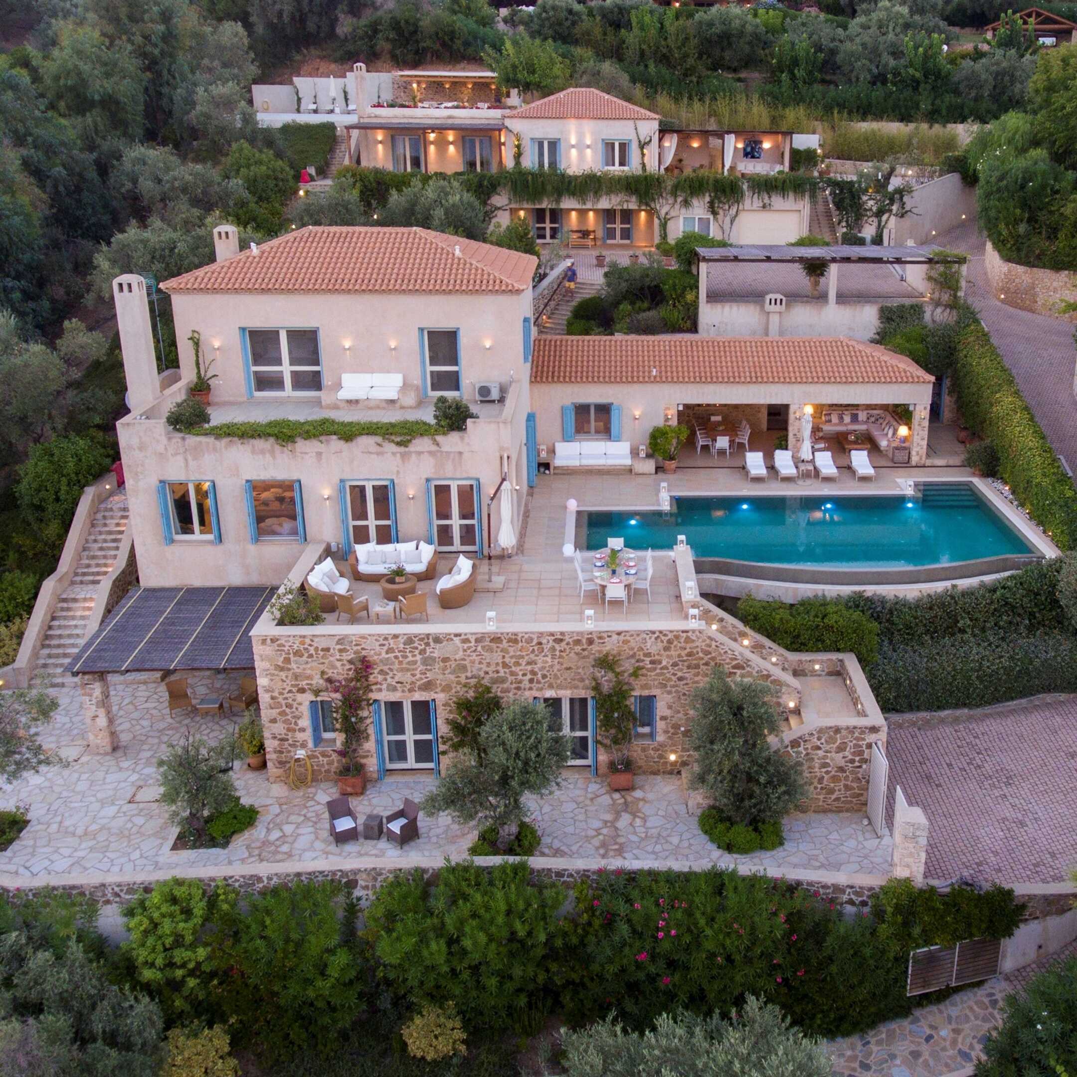 Villa Mercury I