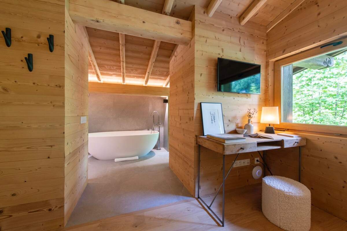 6974