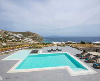 Villa Loukianos