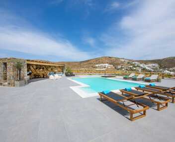 Villa Loukianos