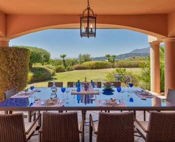 Villa Ana