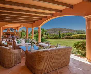 Villa Ana