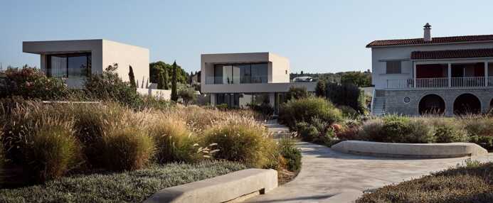 Villa Renaya I