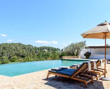 Villa Amitya