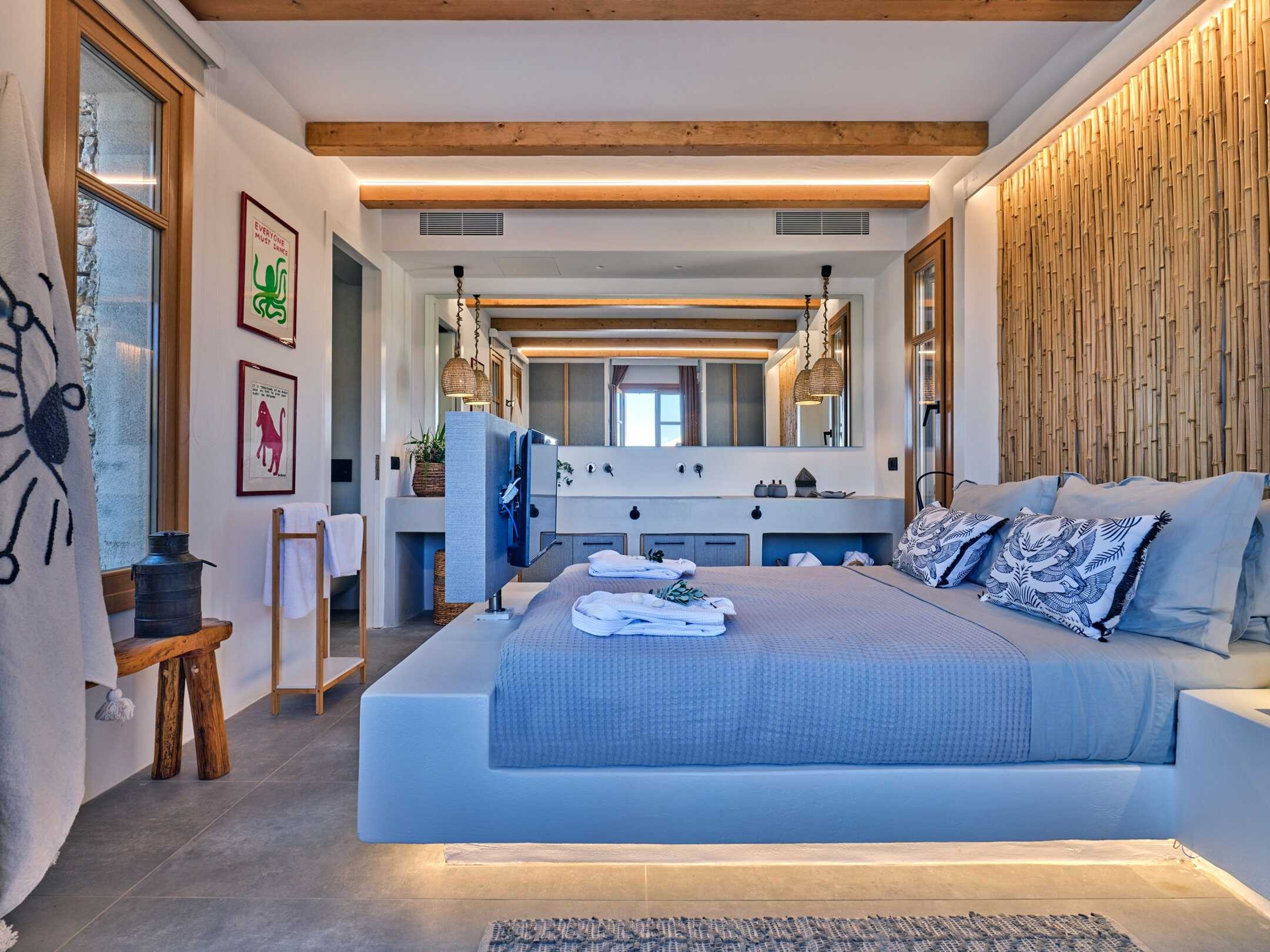 Villa Theros