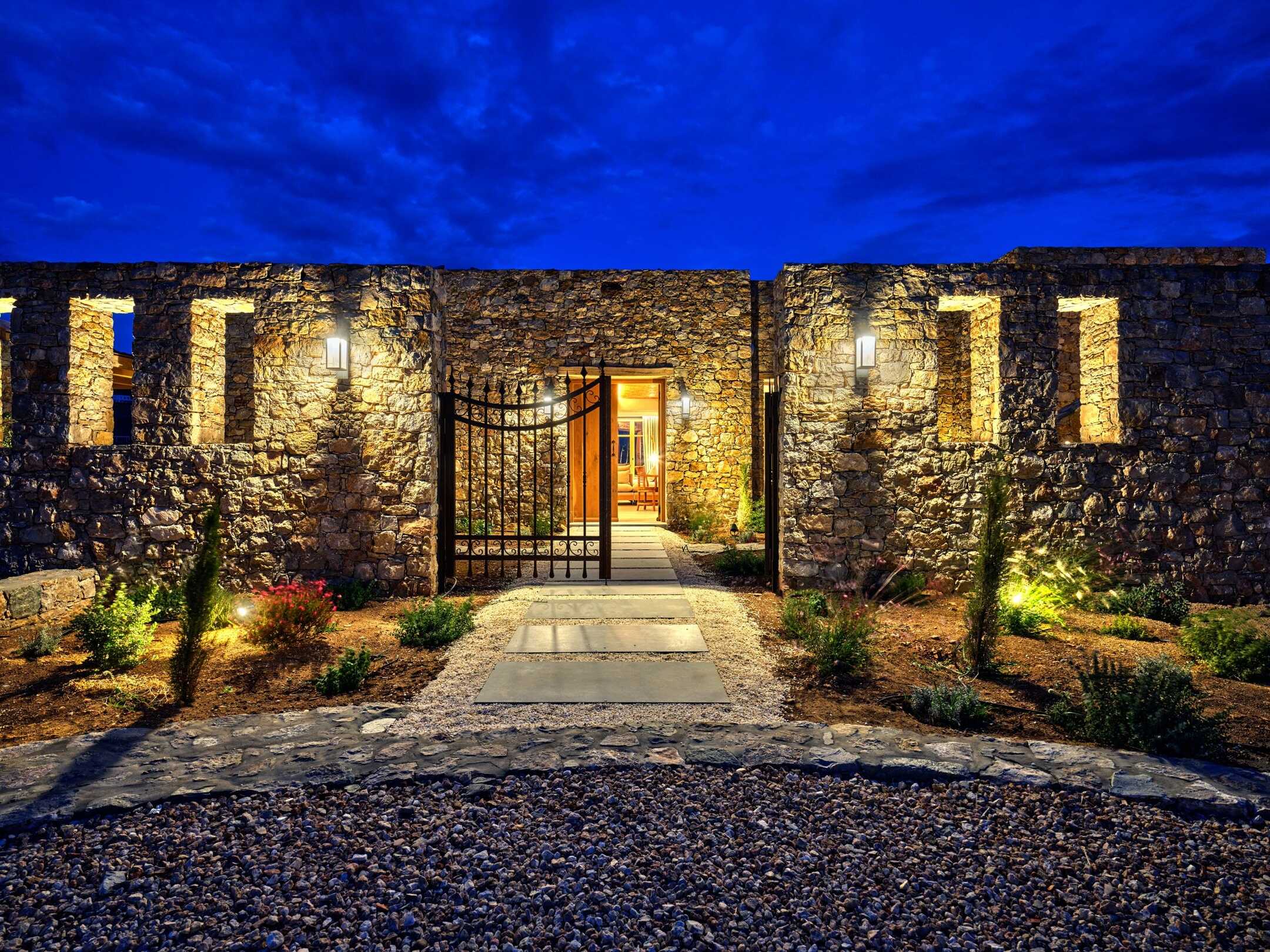 Villa Theros