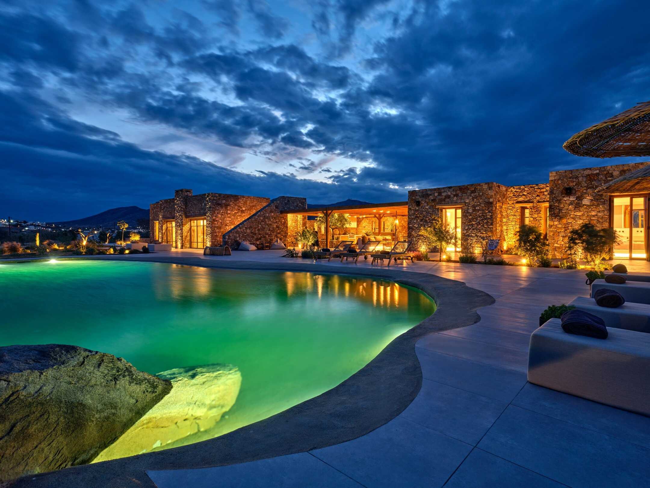 Villa Theros
