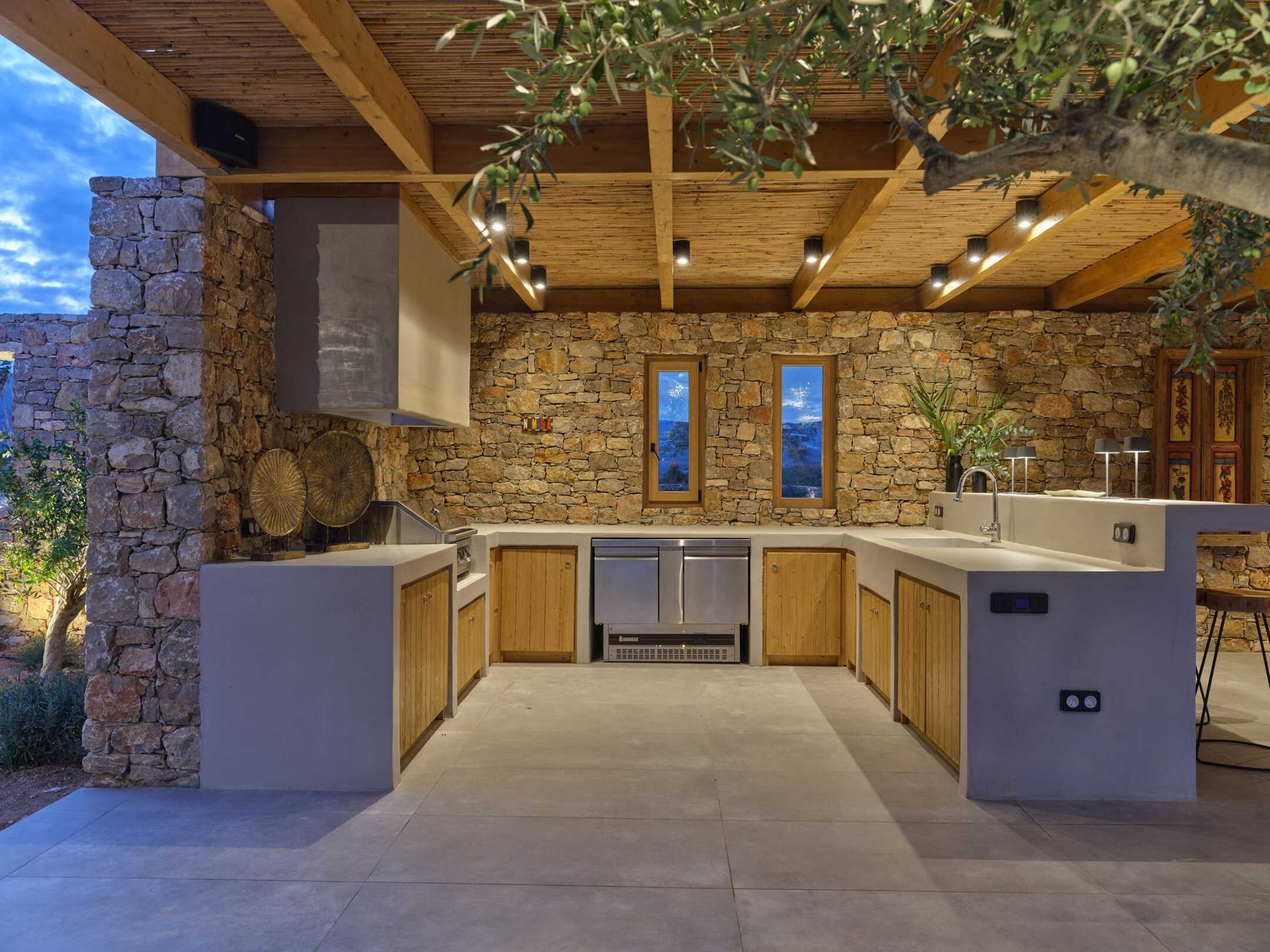 Villa Theros