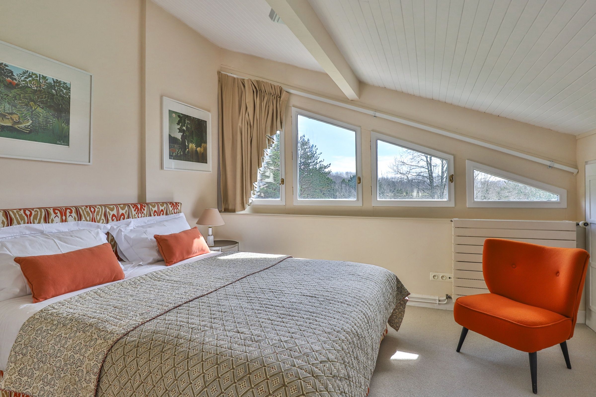 Bedroom for adults 4