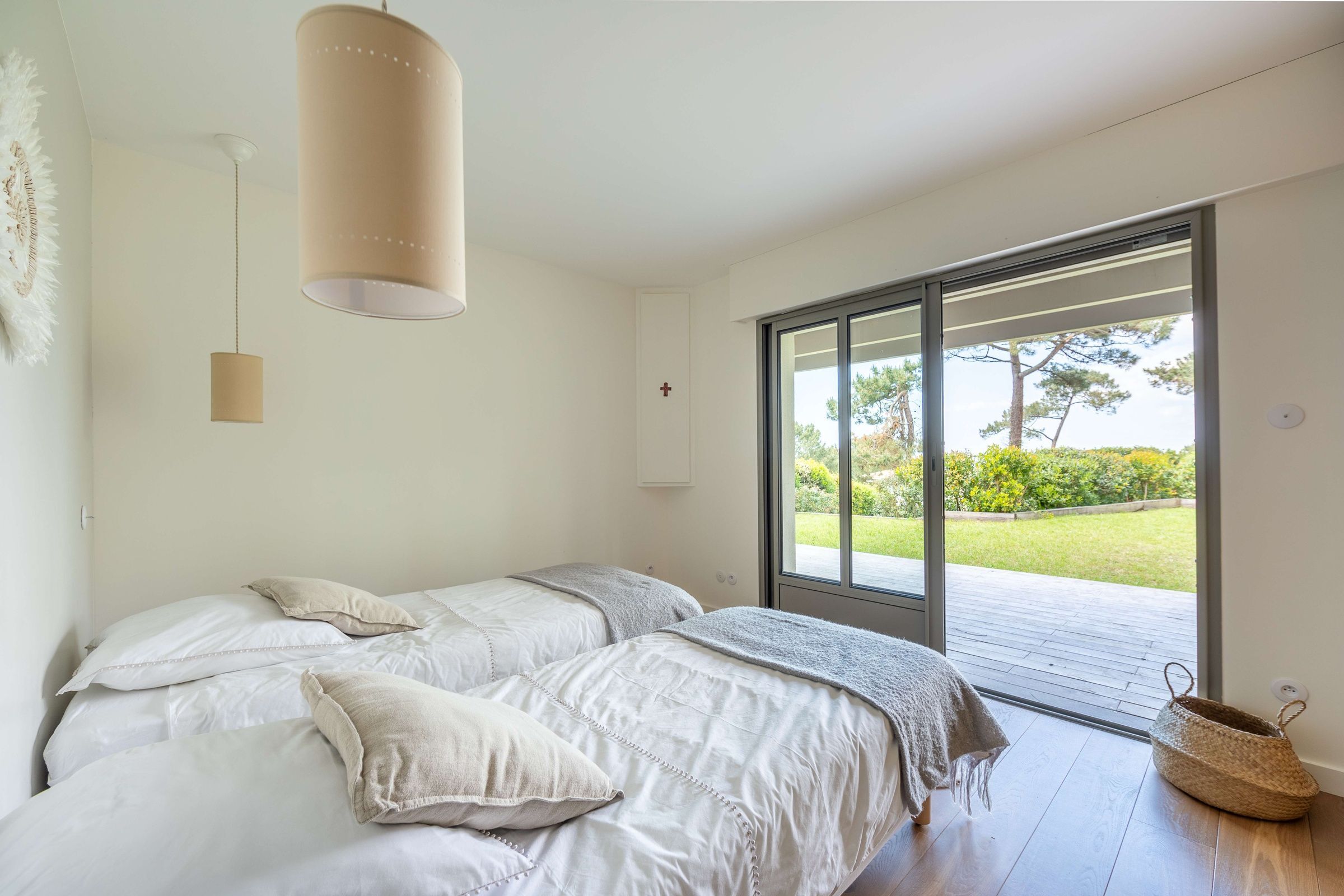 Bedroom for adults 3