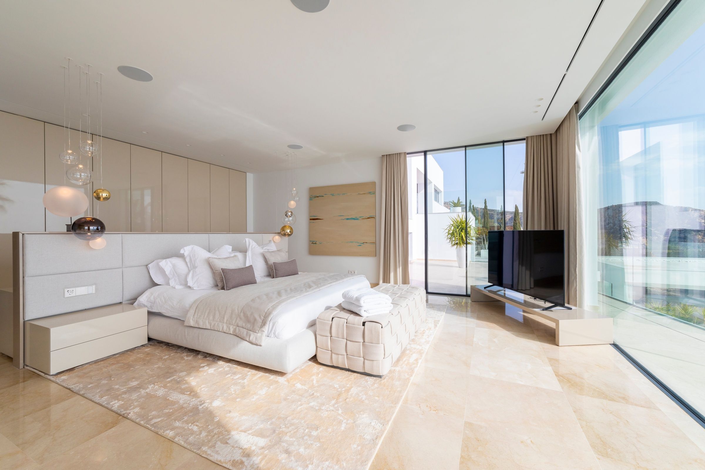 Bedroom for adults 4