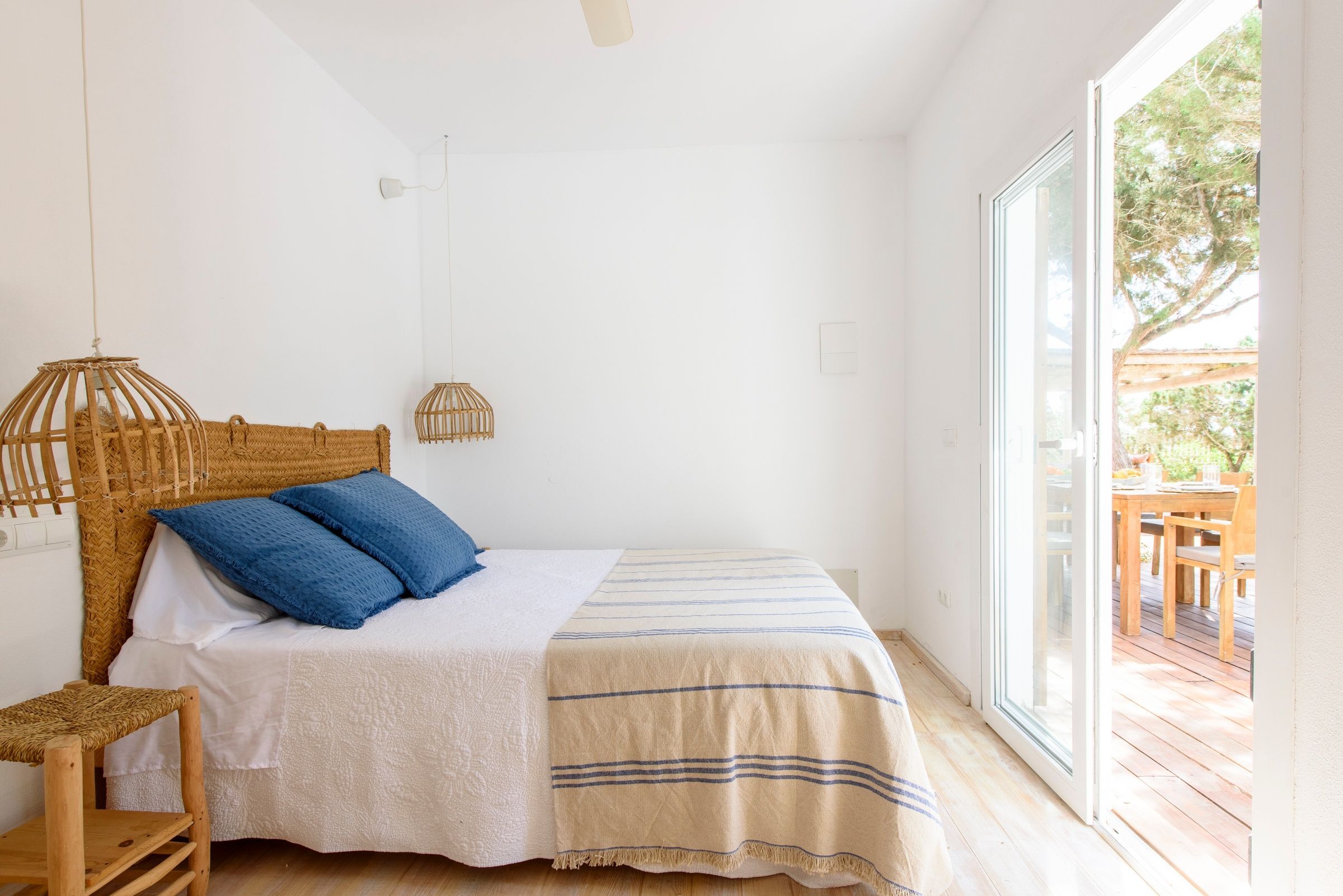 Bedroom 4 (access from outside)