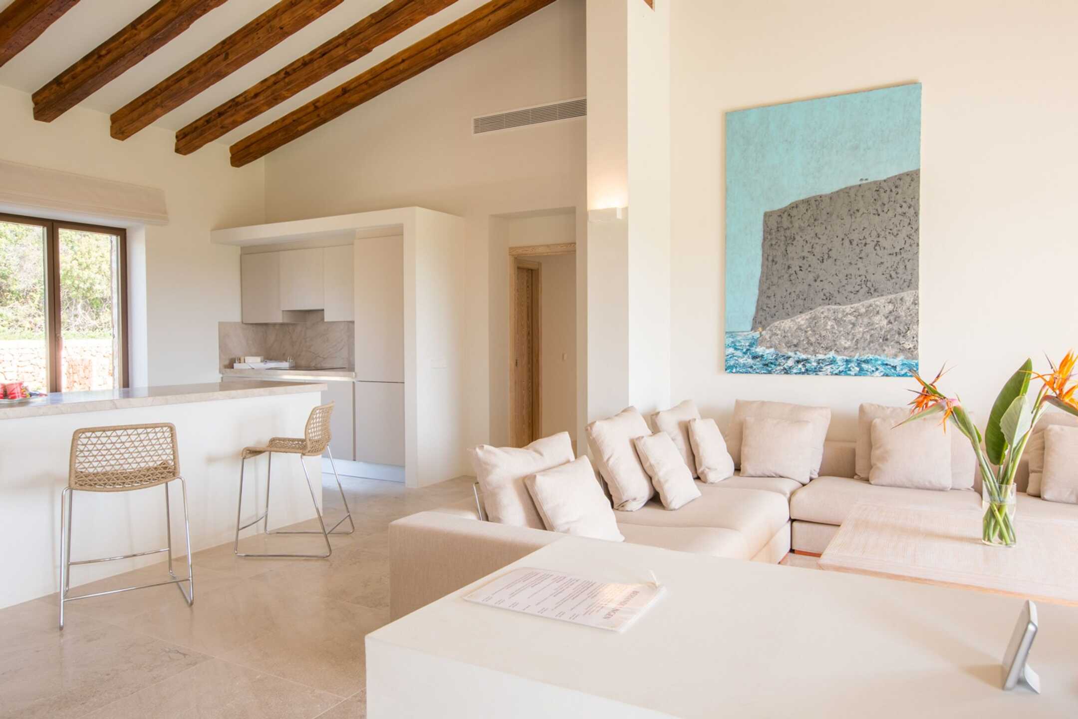 Villa Vanity