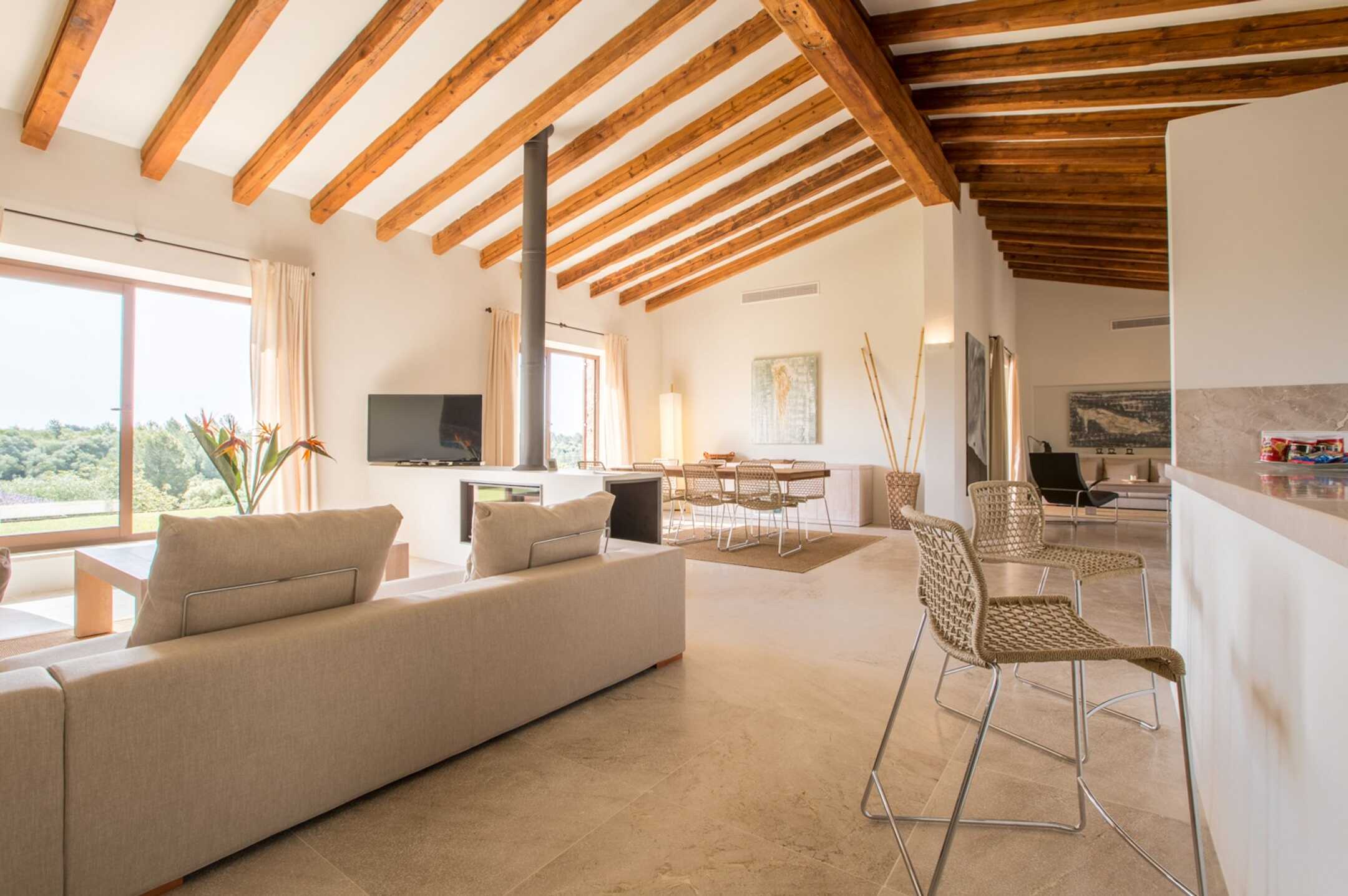 Villa Vanity