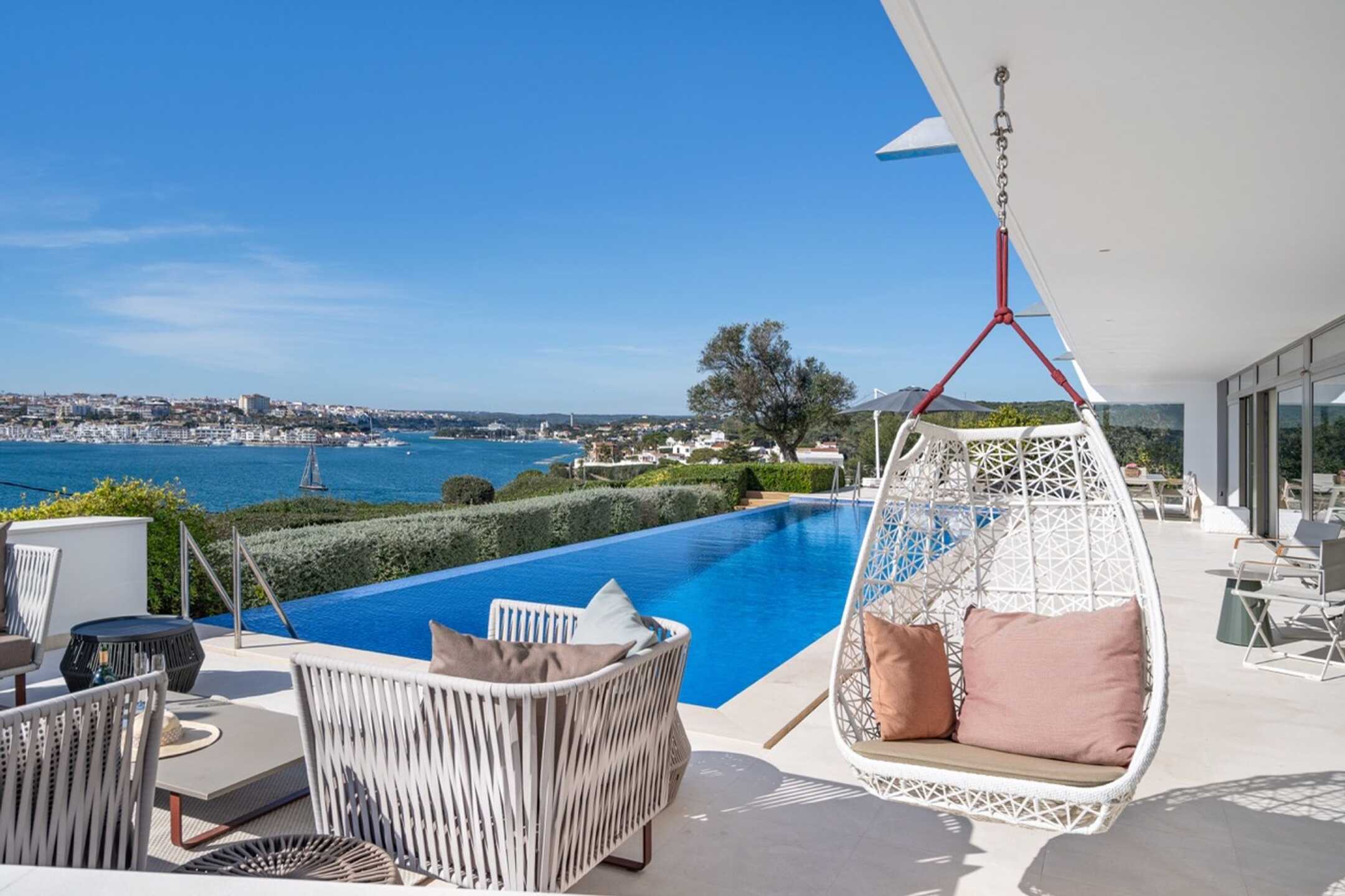 Villa Navis