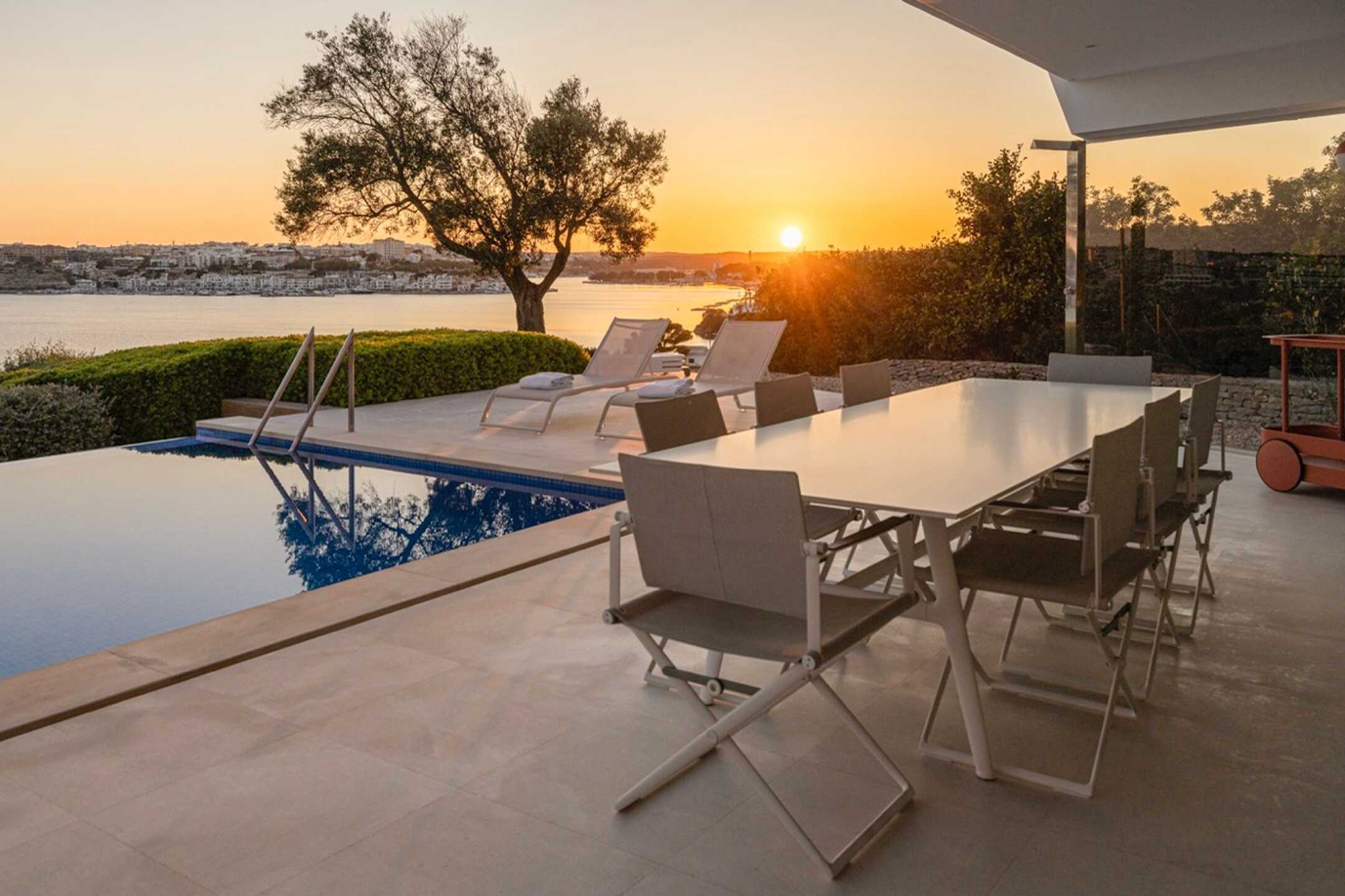 Villa Navis