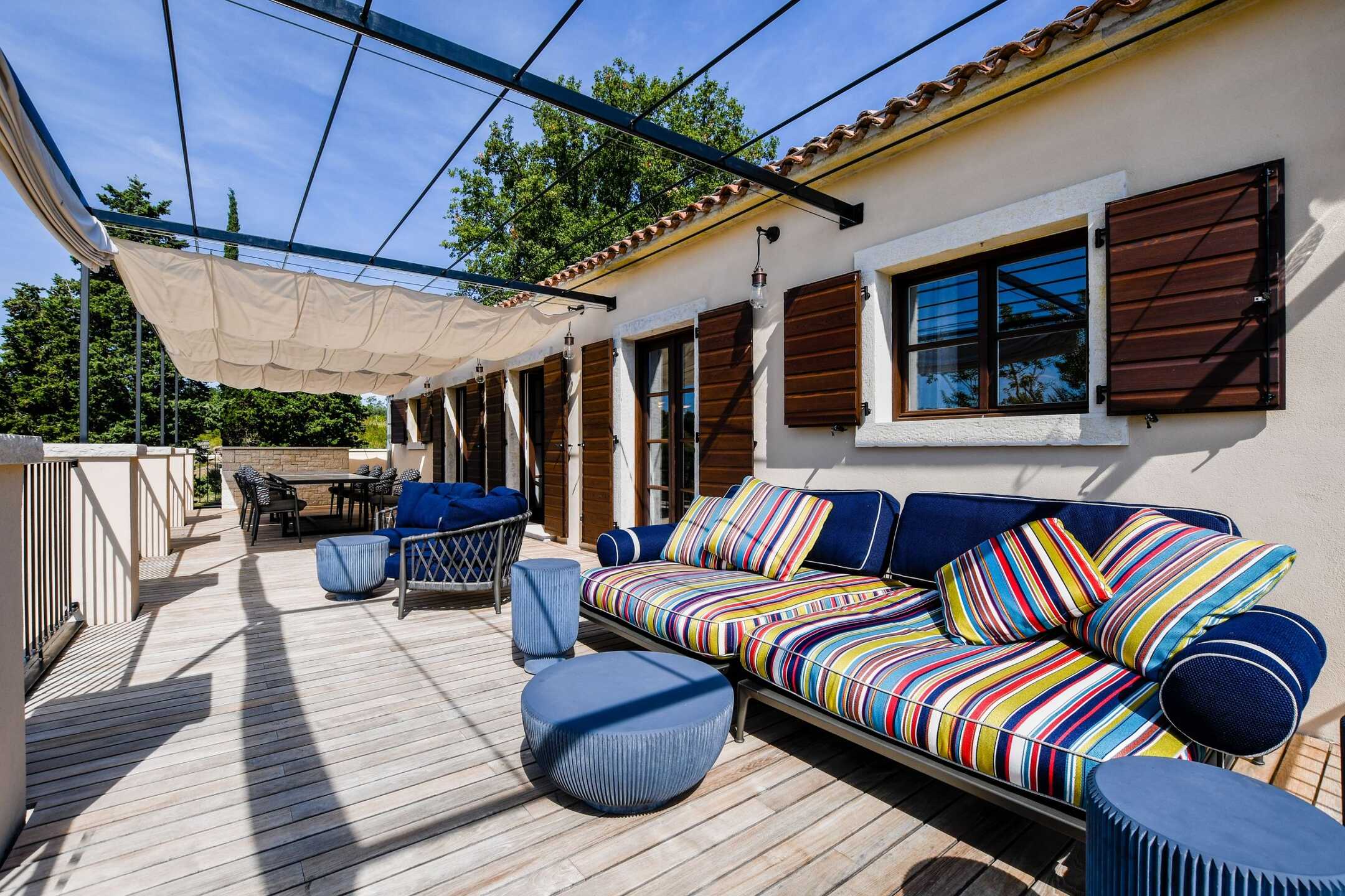 Loza Estate
